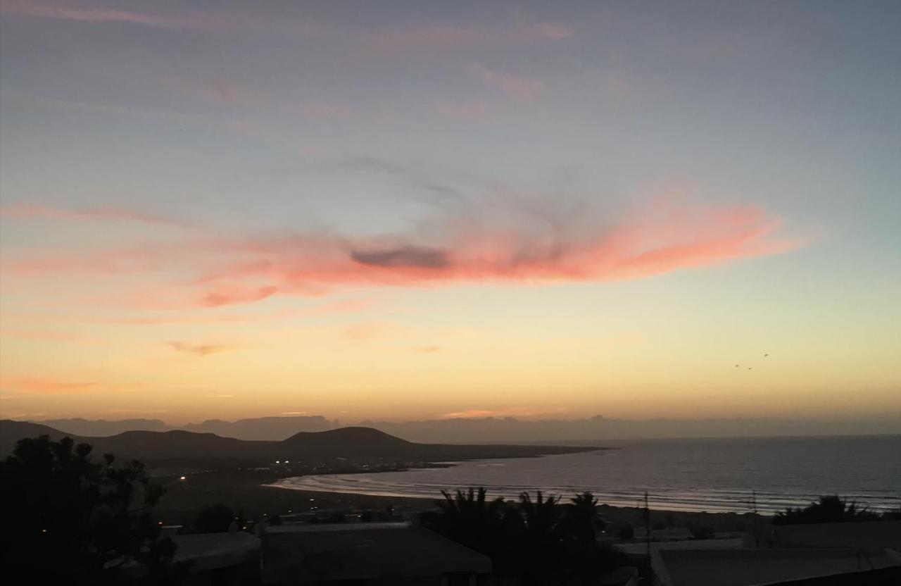 Bungalow Apartamento Sol Famara Luaran gambar