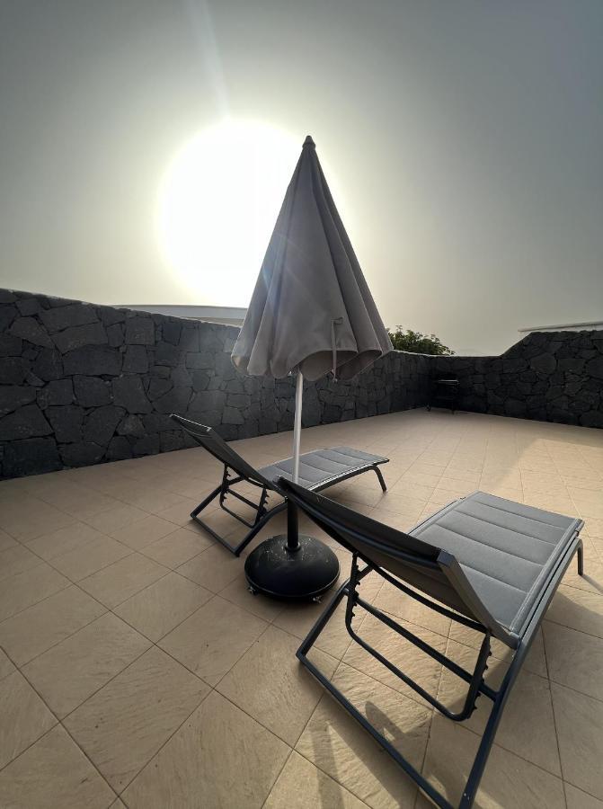 Bungalow Apartamento Sol Famara Luaran gambar
